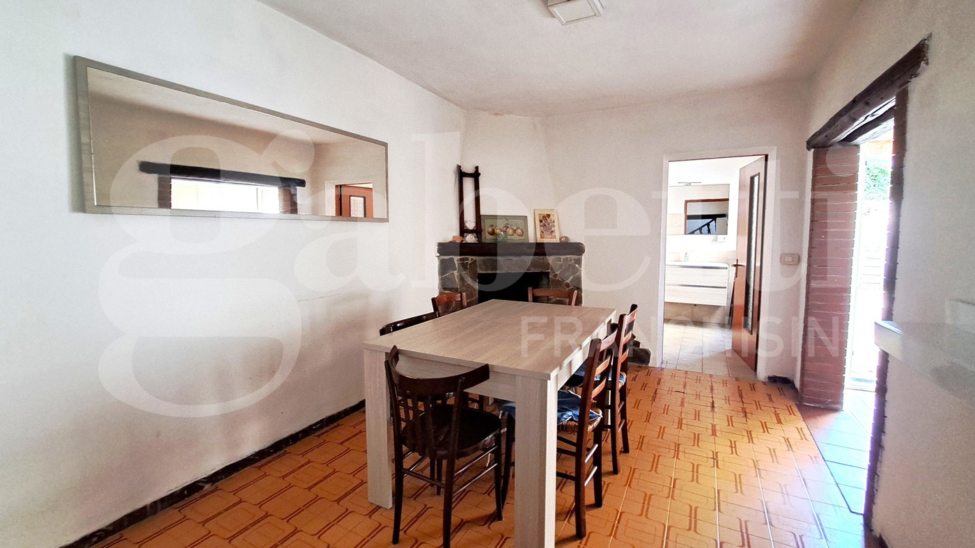 Casa indipendente con giardino a Oristano