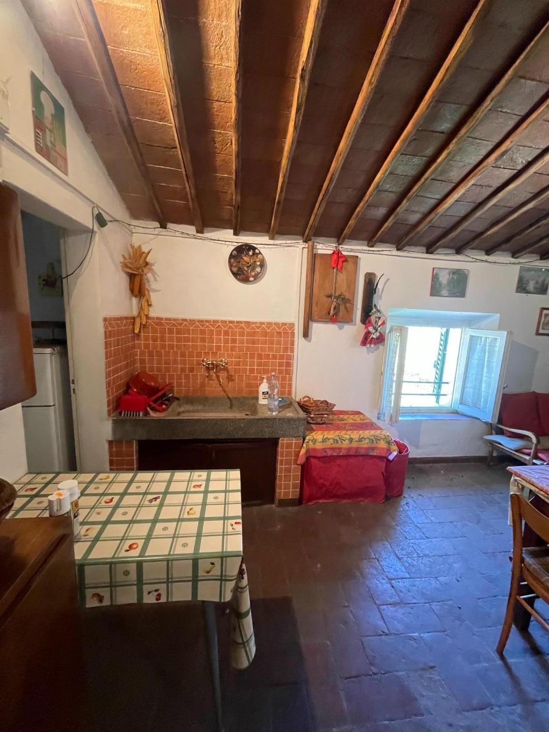 Appartamento da ristrutturare, Chiusdino frosini