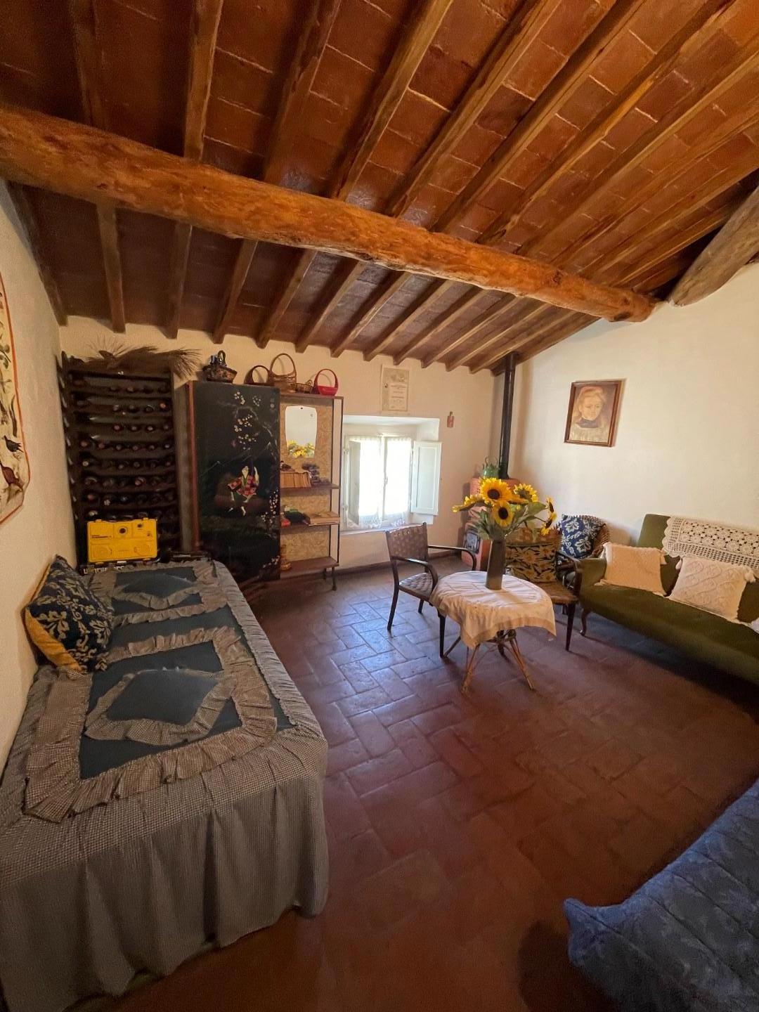 Appartamento da ristrutturare, Chiusdino frosini