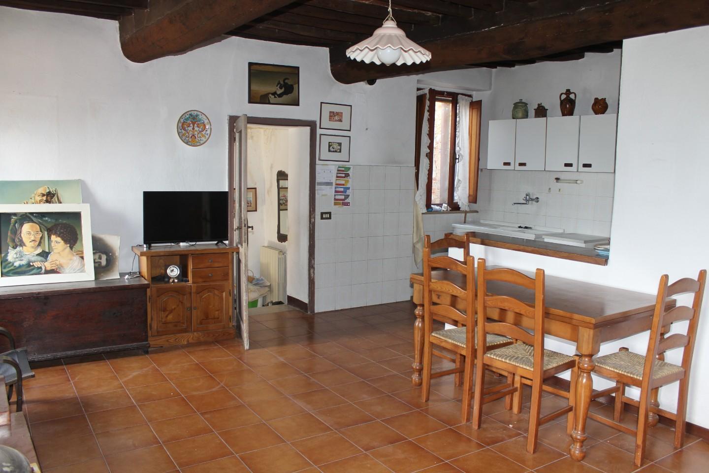 Casa indipendente con giardino, Monticiano iesa