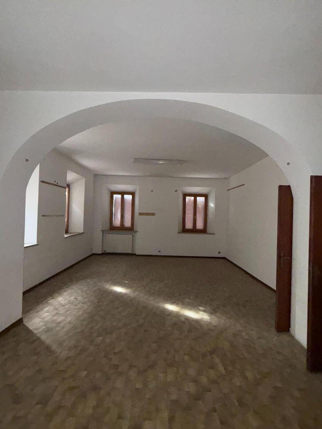 Stabile/Palazzo con giardino, Murlo casciano