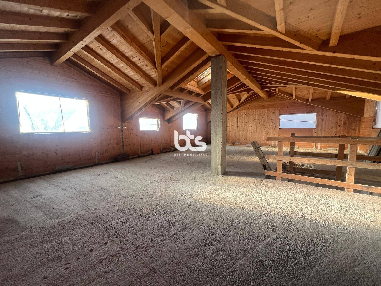 Appartamento in vendita a Algua, Rigosa