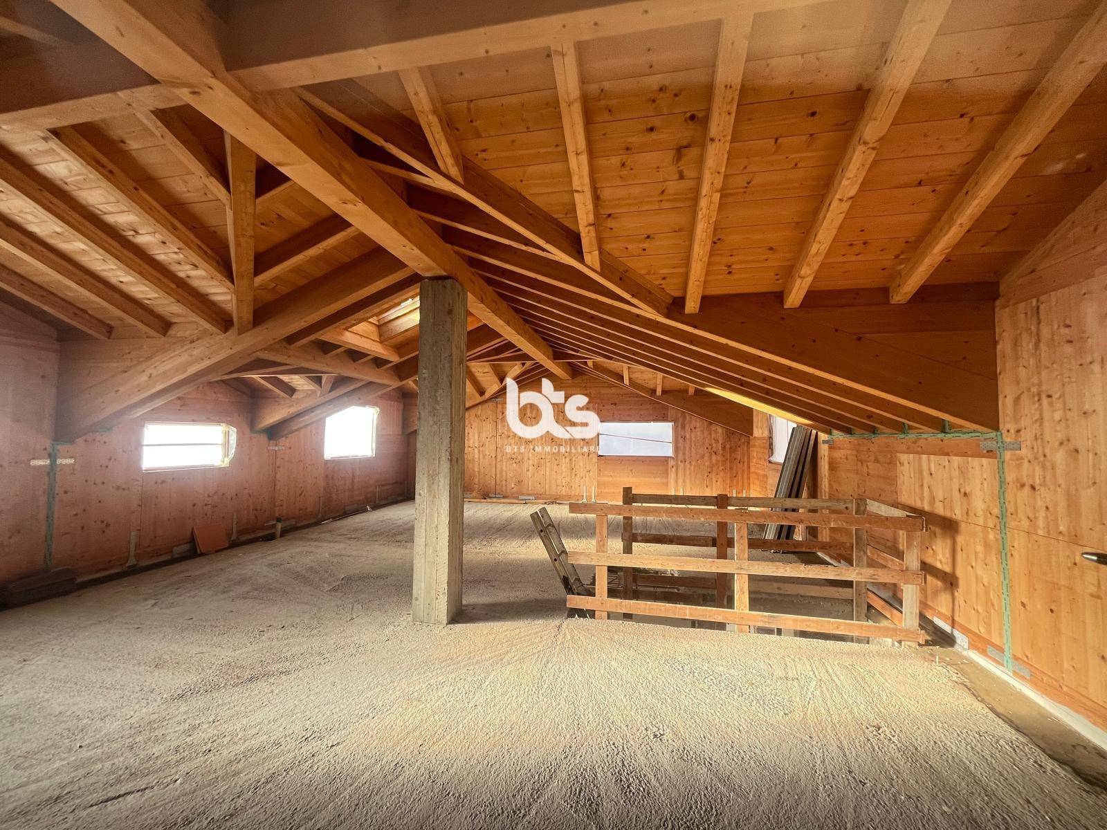 Appartamento in vendita a Algua, Rigosa