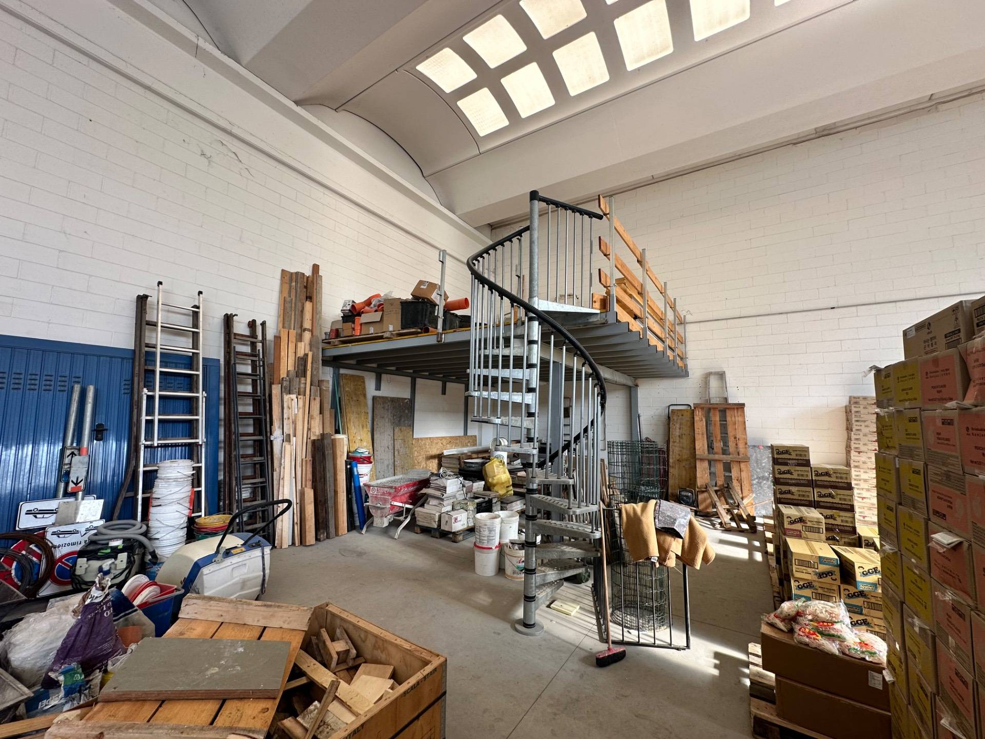 Capannone in vendita a Castel Rozzone