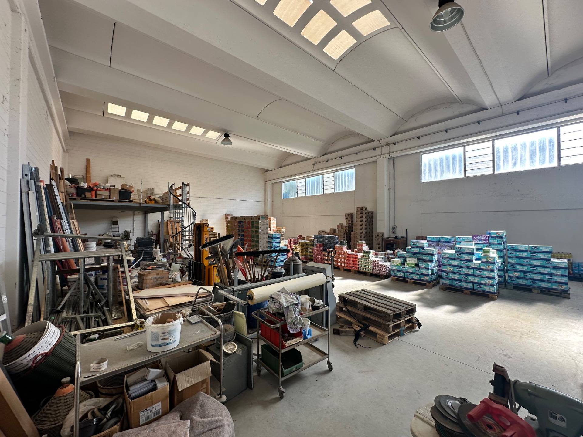 Capannone in vendita a Castel Rozzone