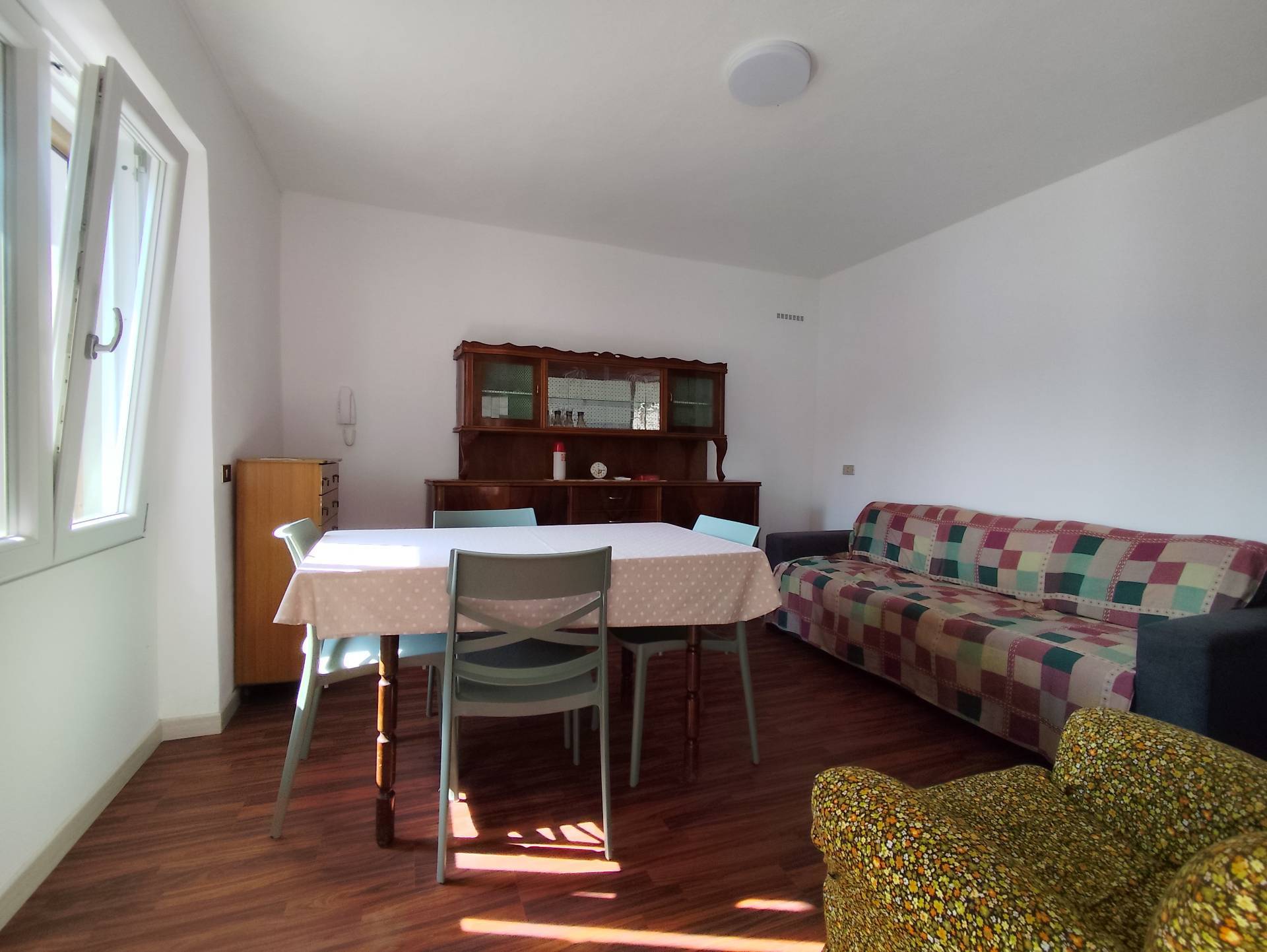 Appartamento in affitto a Tavernola Bergamasca