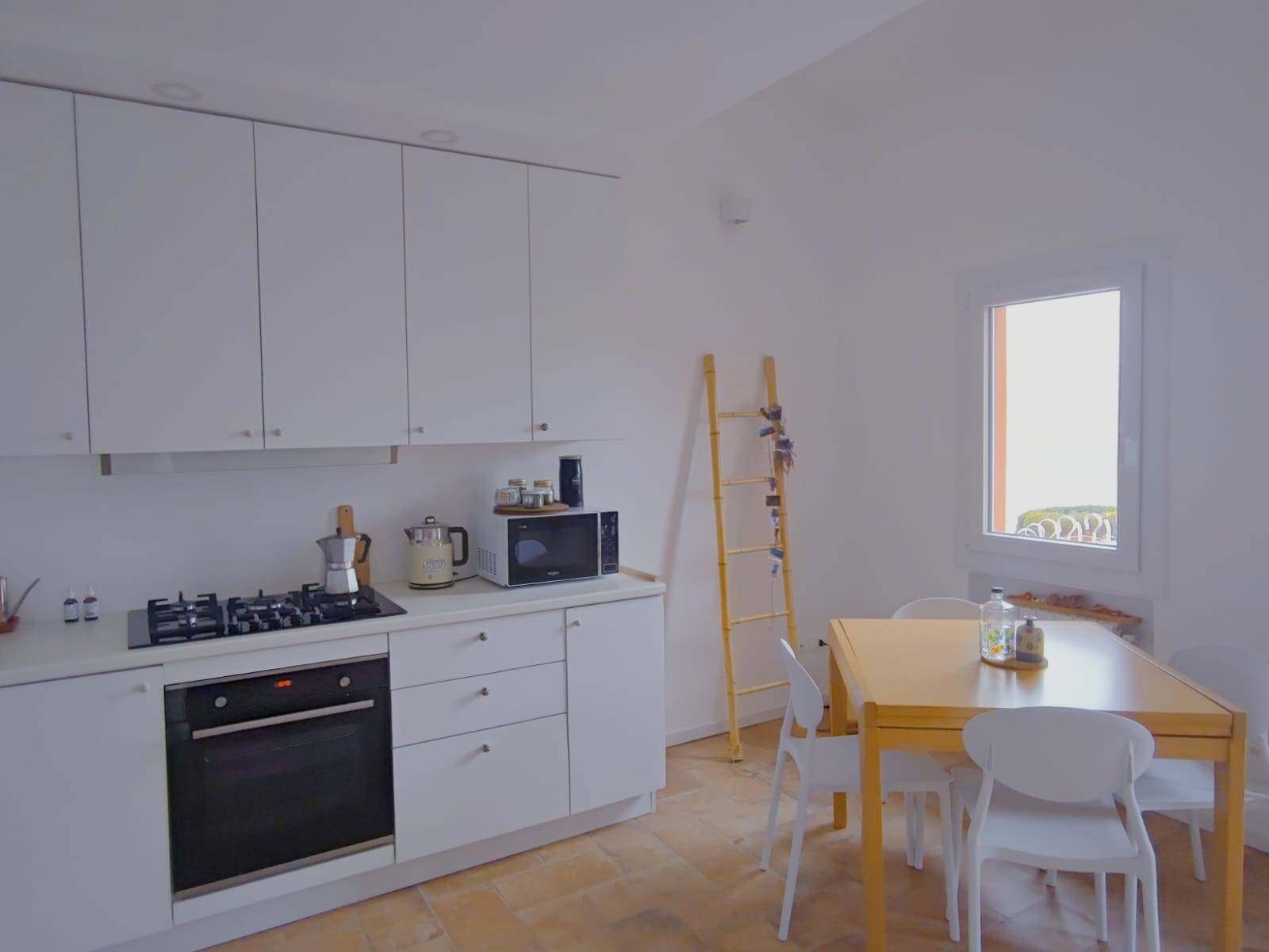 Appartamento in vendita a Tavernola Bergamasca