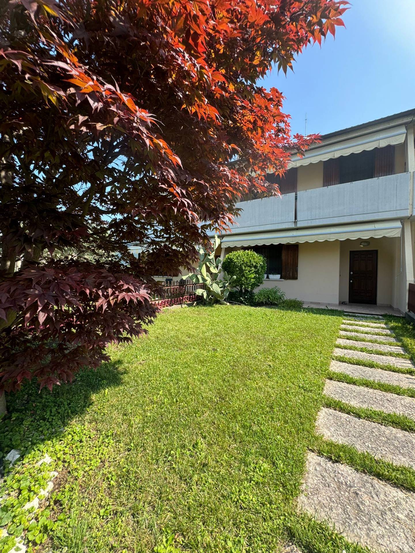 Villette a schiera in affitto a Iseo, Clusane