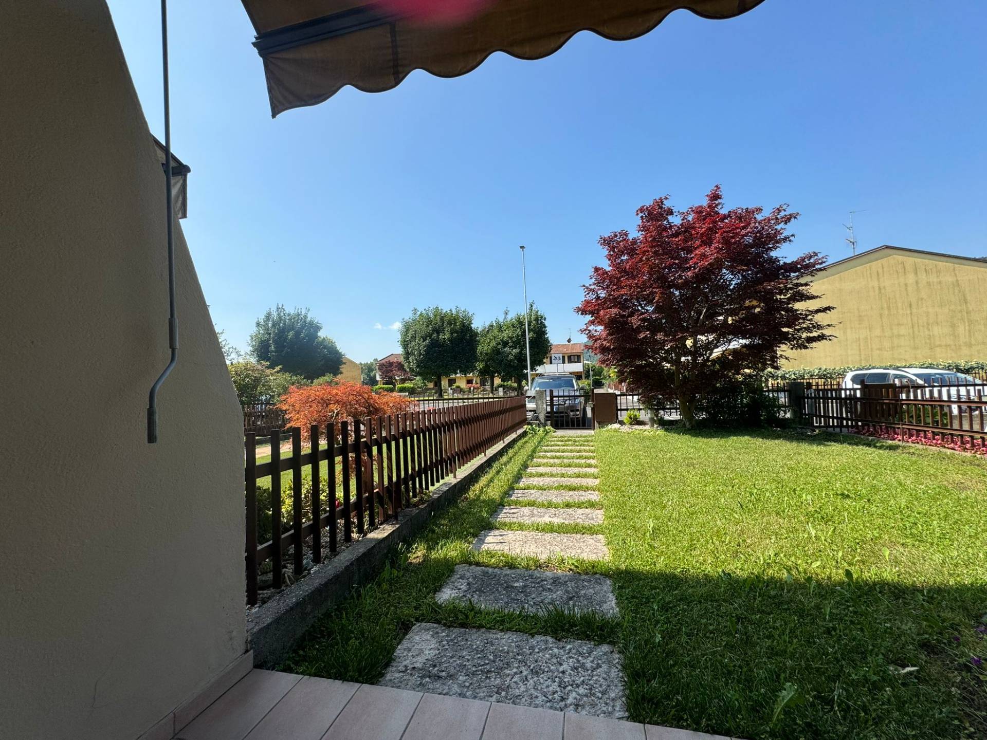 Villette a schiera in affitto a Iseo, Clusane