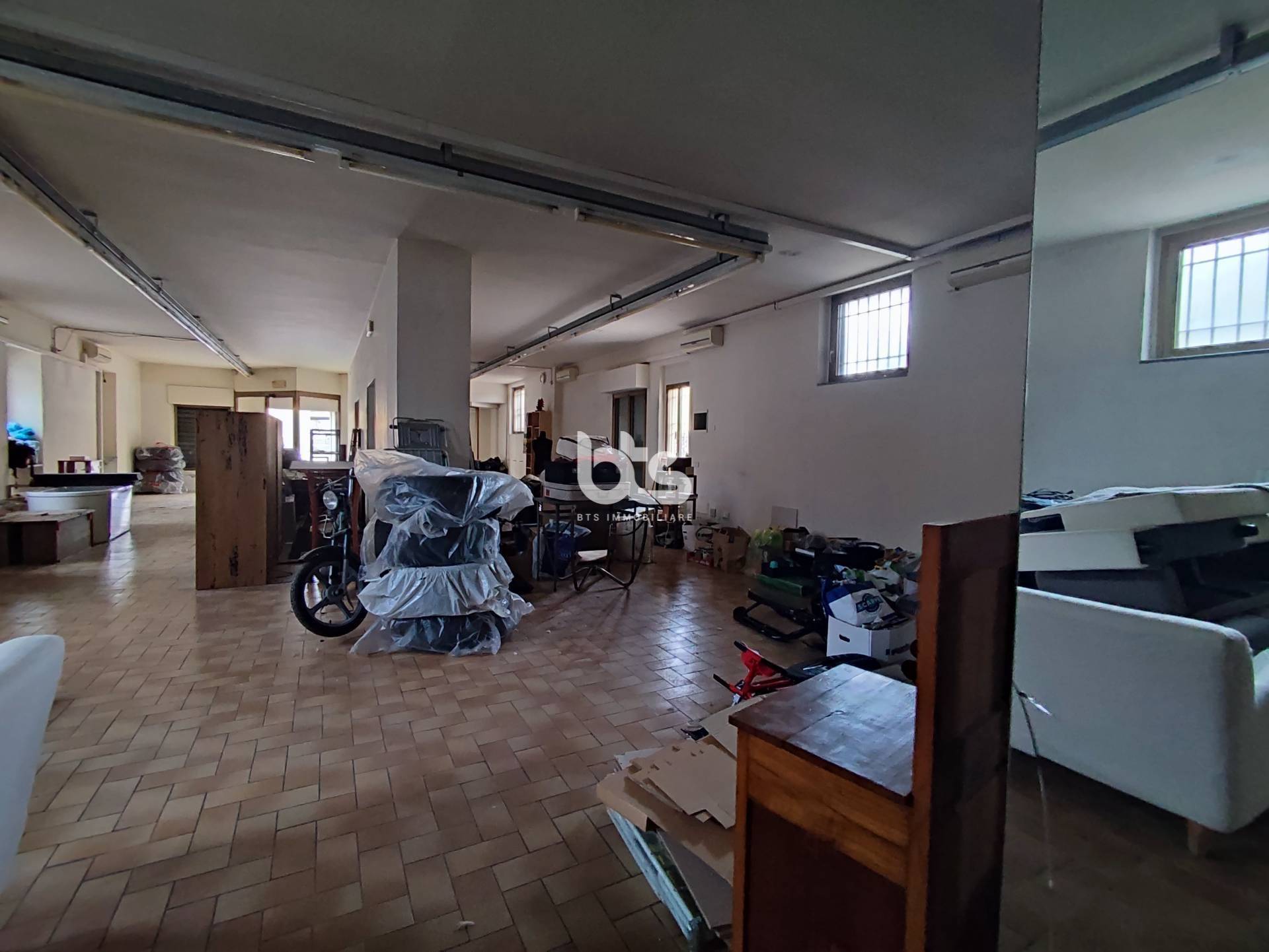 Attivit commerciale in affitto a Cazzago San Martino