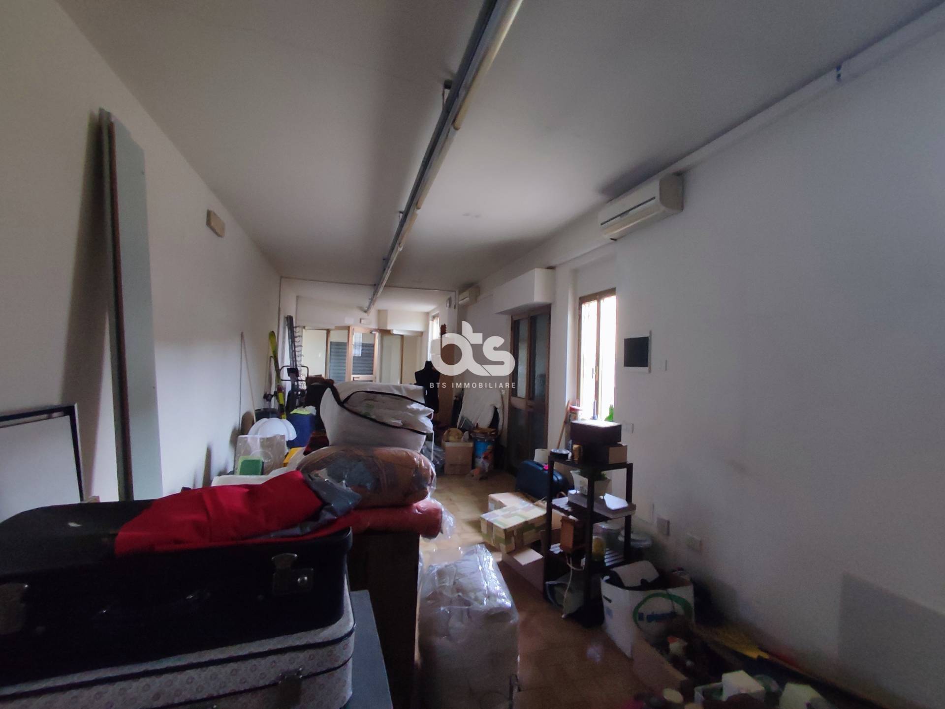 Attivit commerciale in affitto a Cazzago San Martino