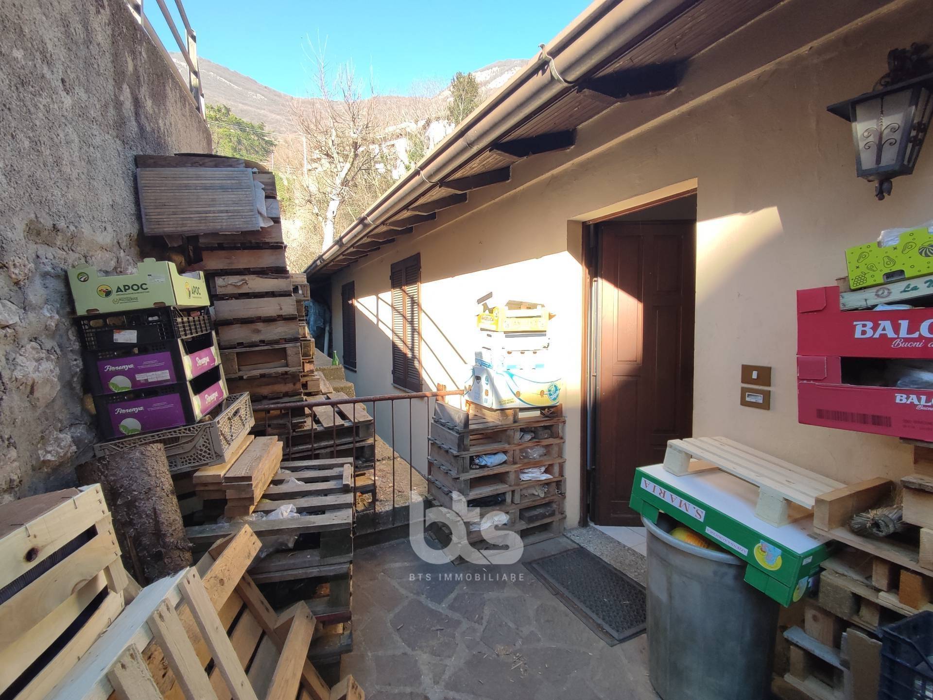 Appartamento in vendita a Adrara San Rocco