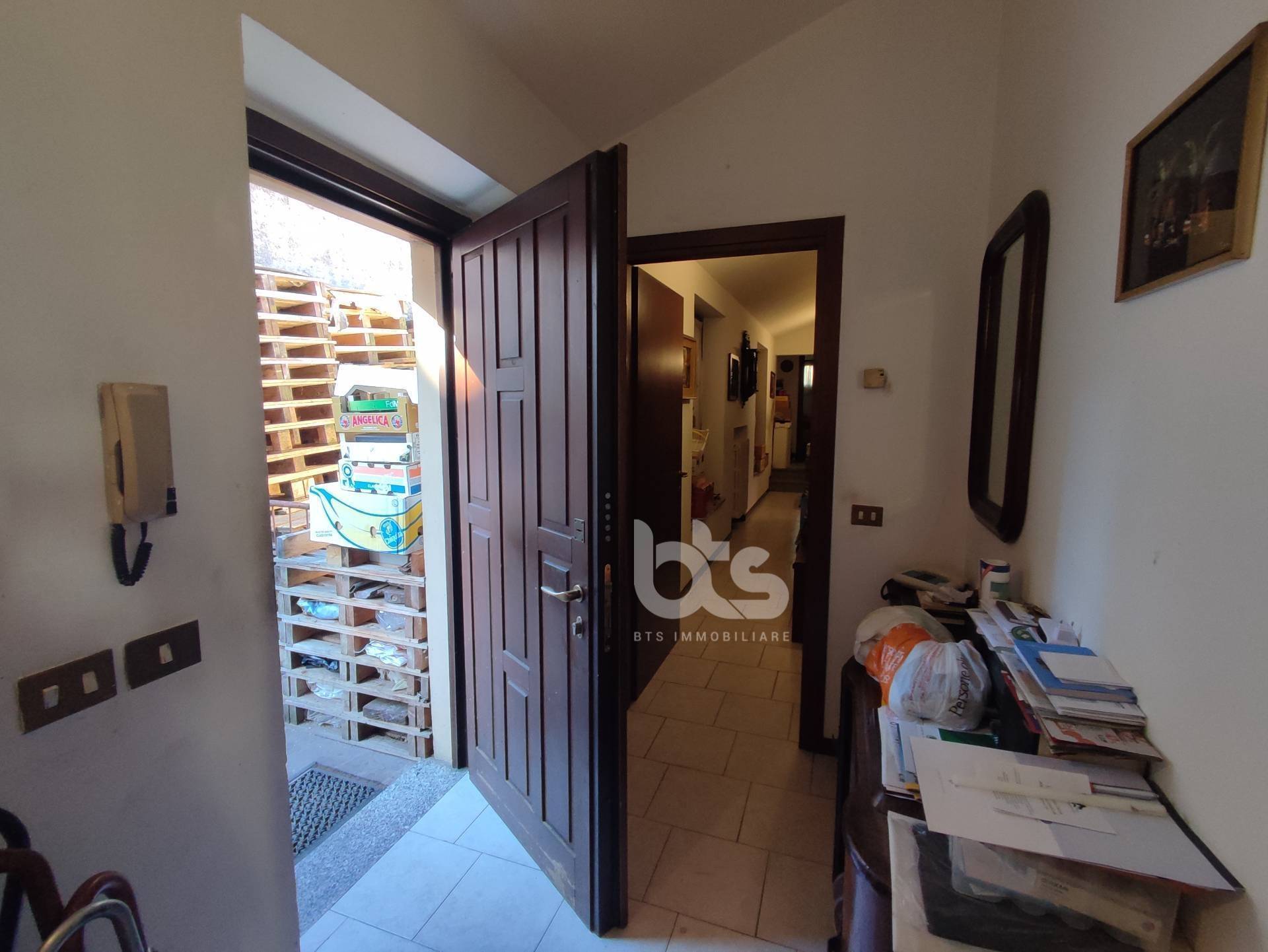 Appartamento in vendita a Adrara San Rocco