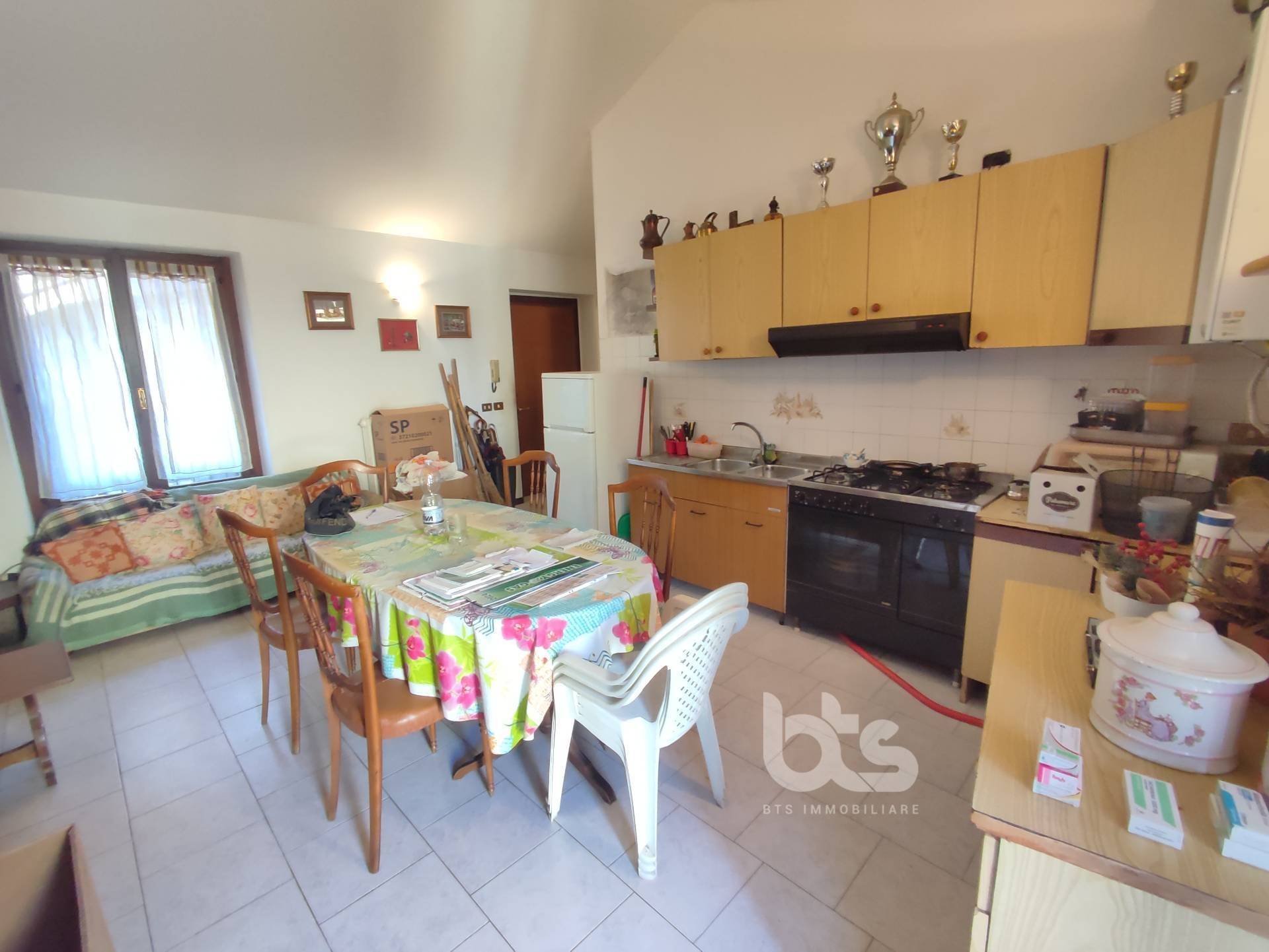 Appartamento in vendita a Adrara San Rocco