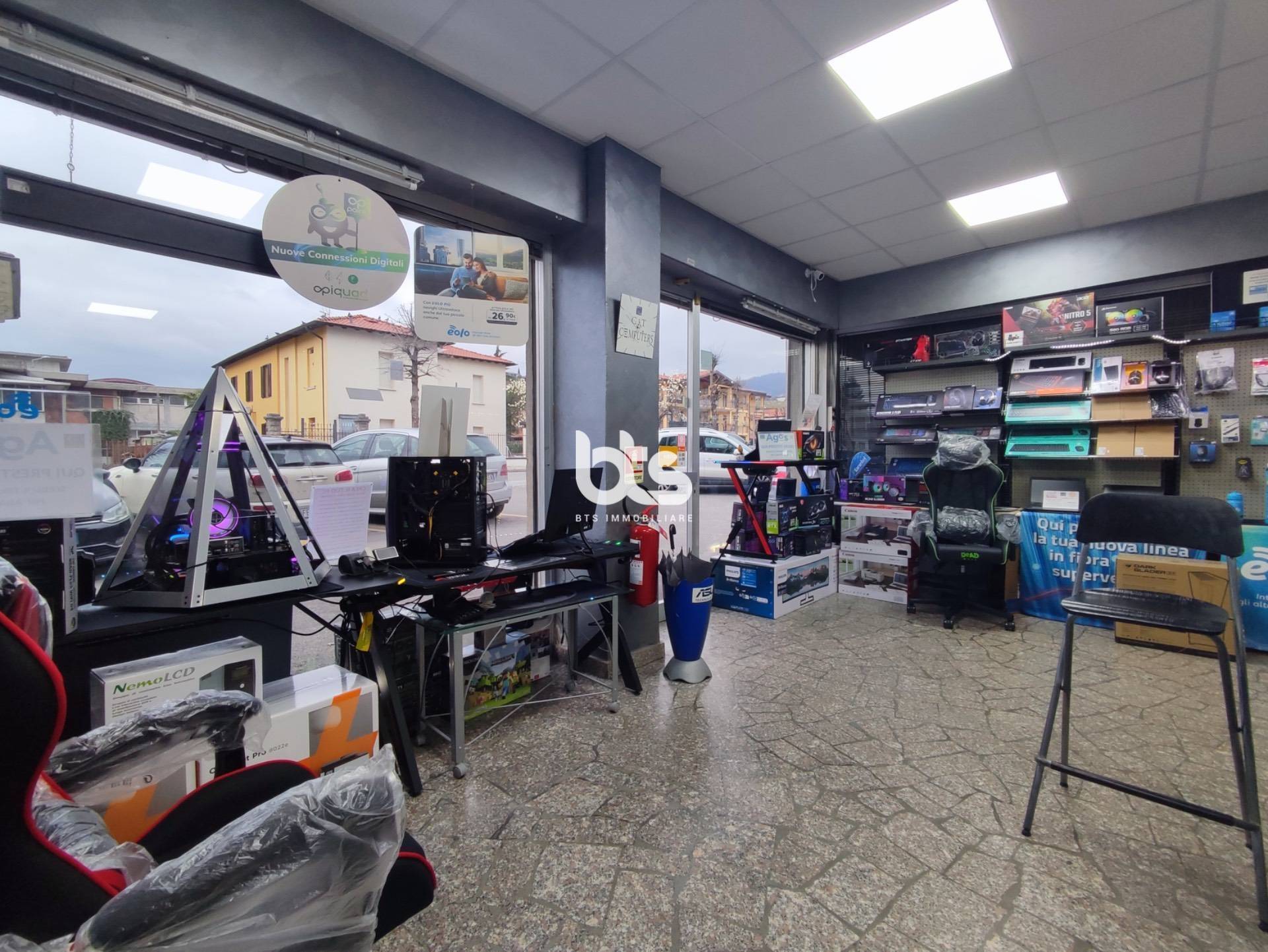 Locale commerciale in vendita a Grumello del Monte