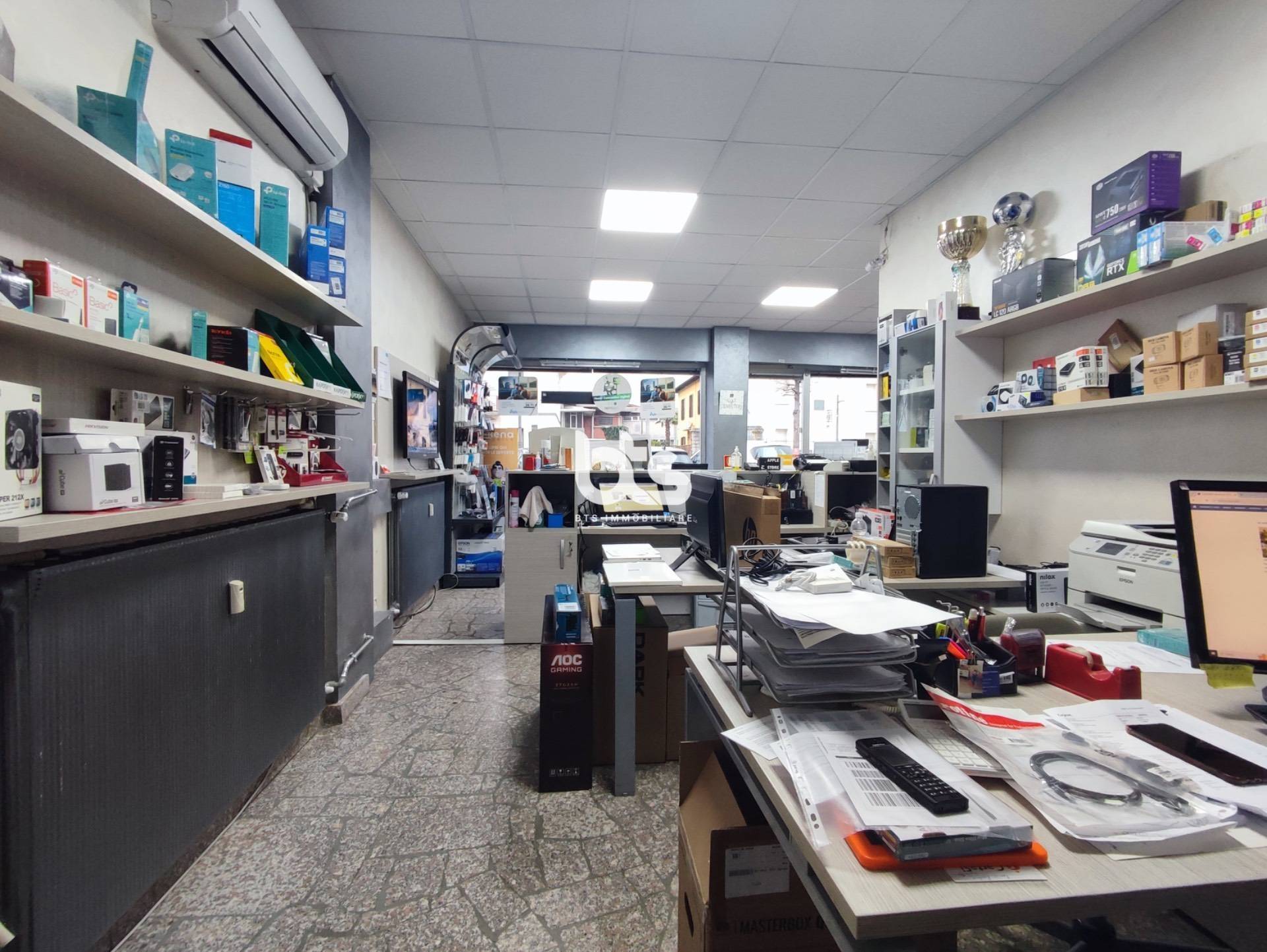 Locale commerciale in vendita a Grumello del Monte