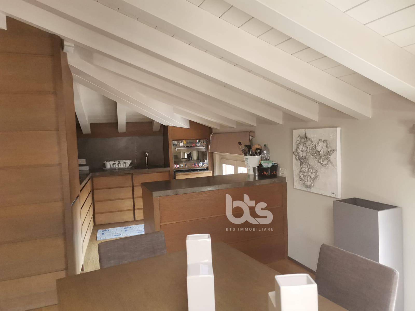 Attico in vendita a Iseo