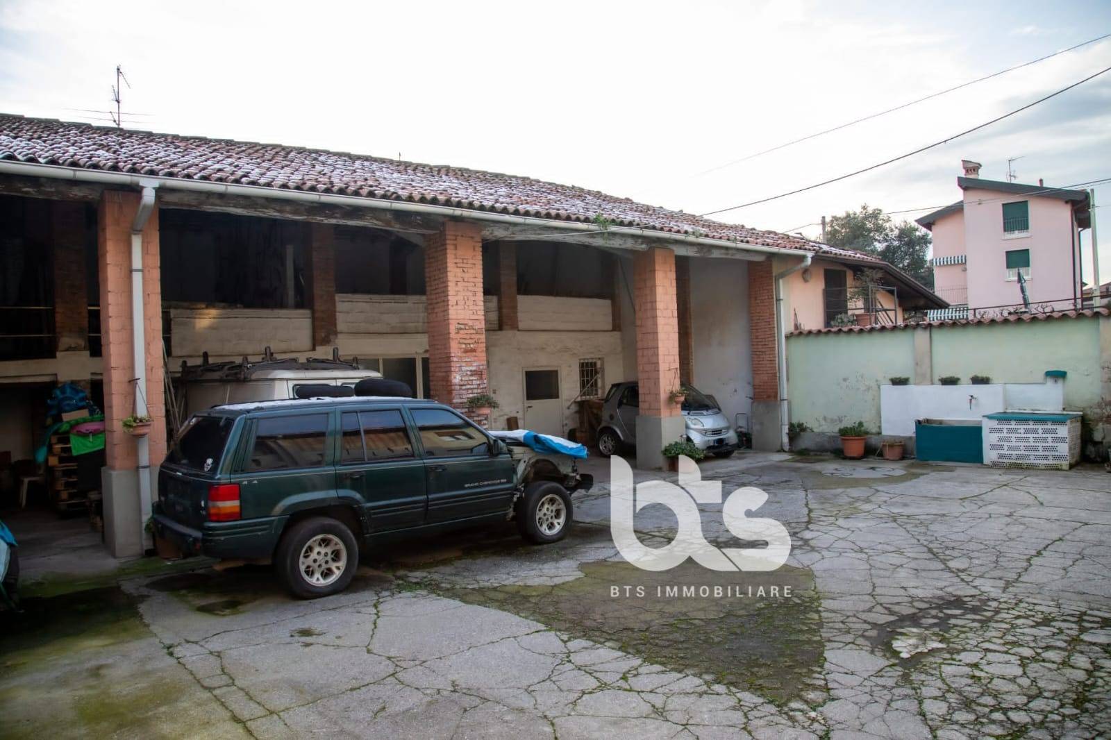 Casa di Corte in vendita a Flero