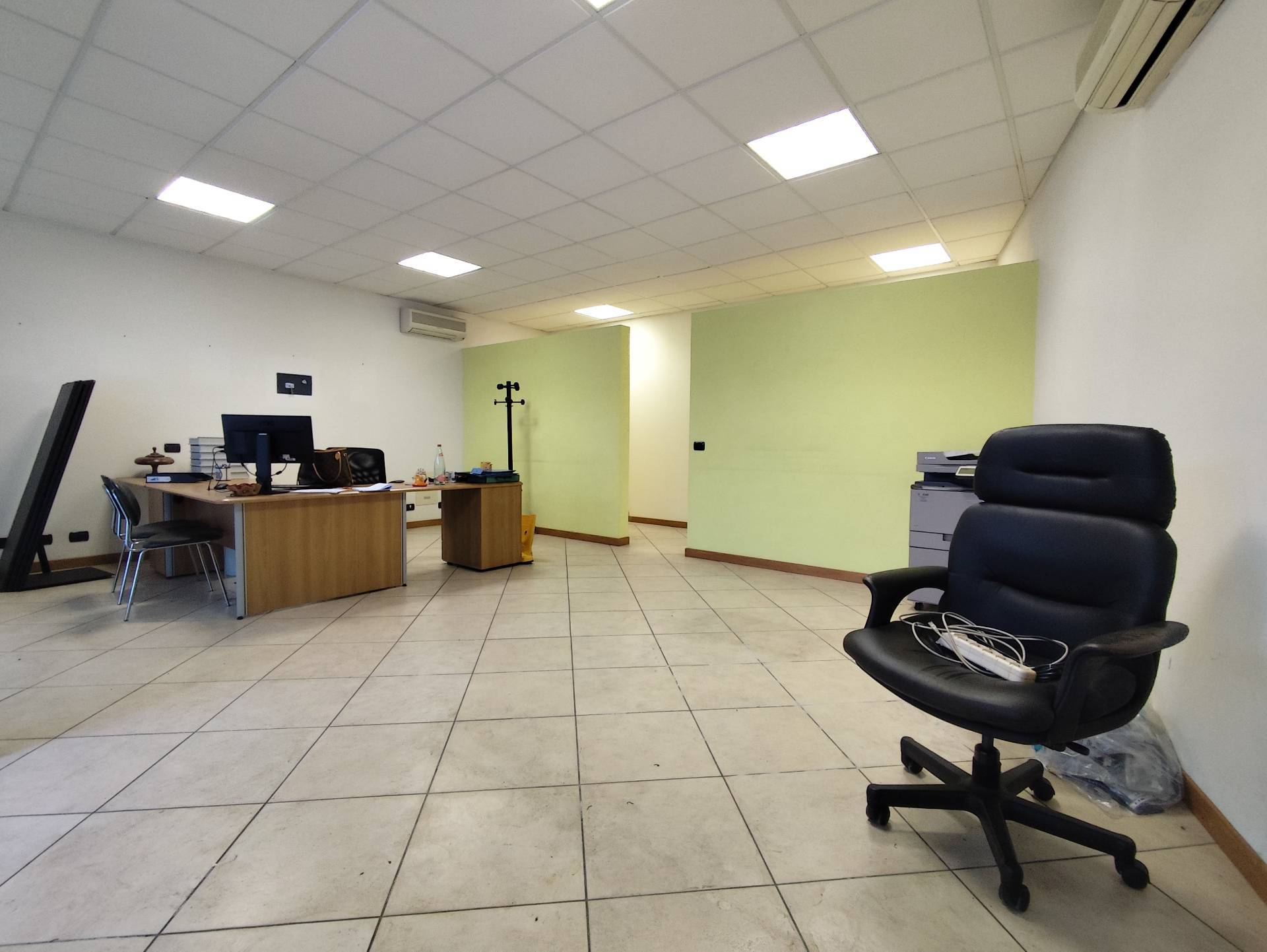 Attivit commerciale in affitto a Foresto Sparso