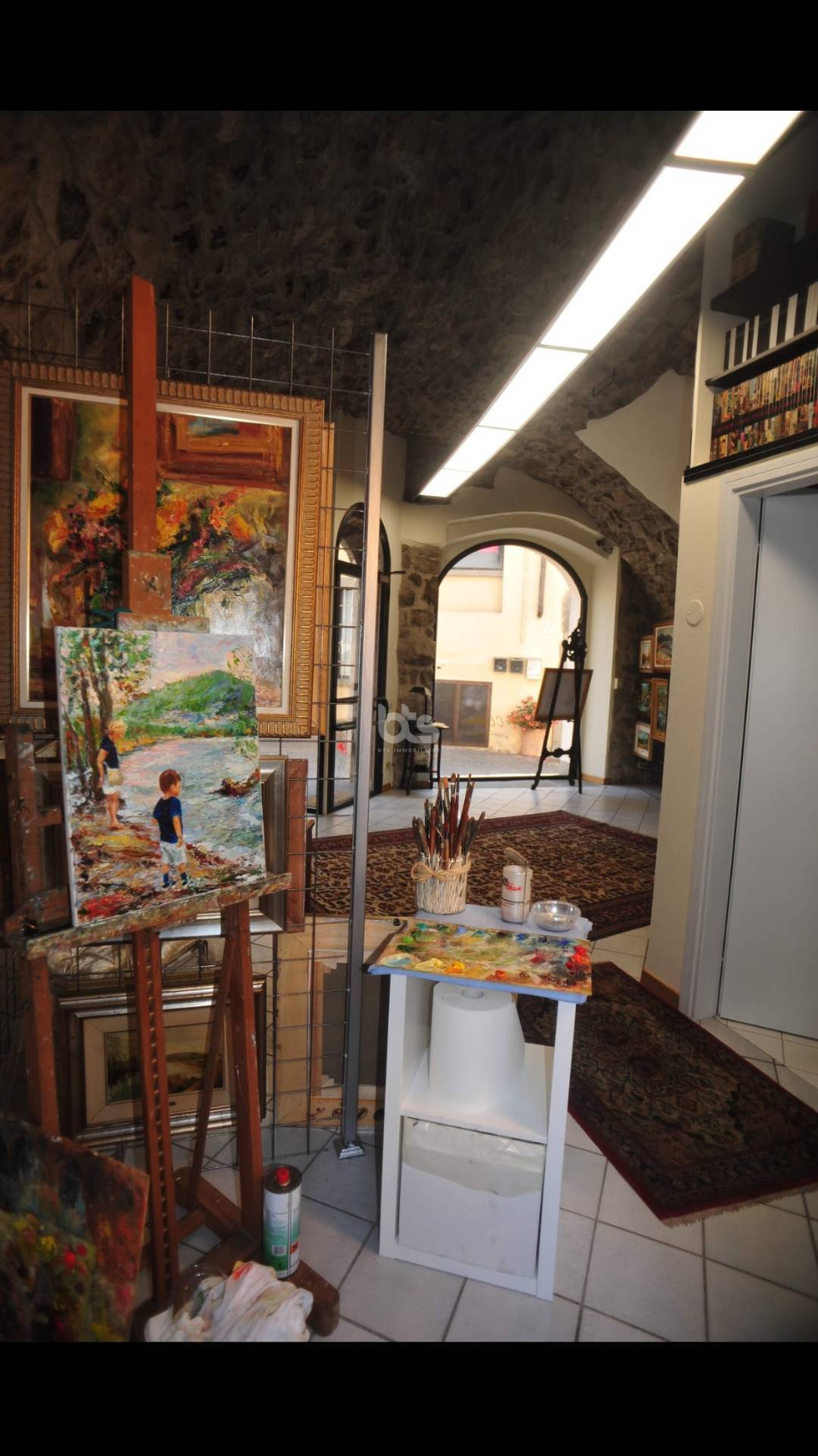 Locale commerciale in vendita a Sarnico