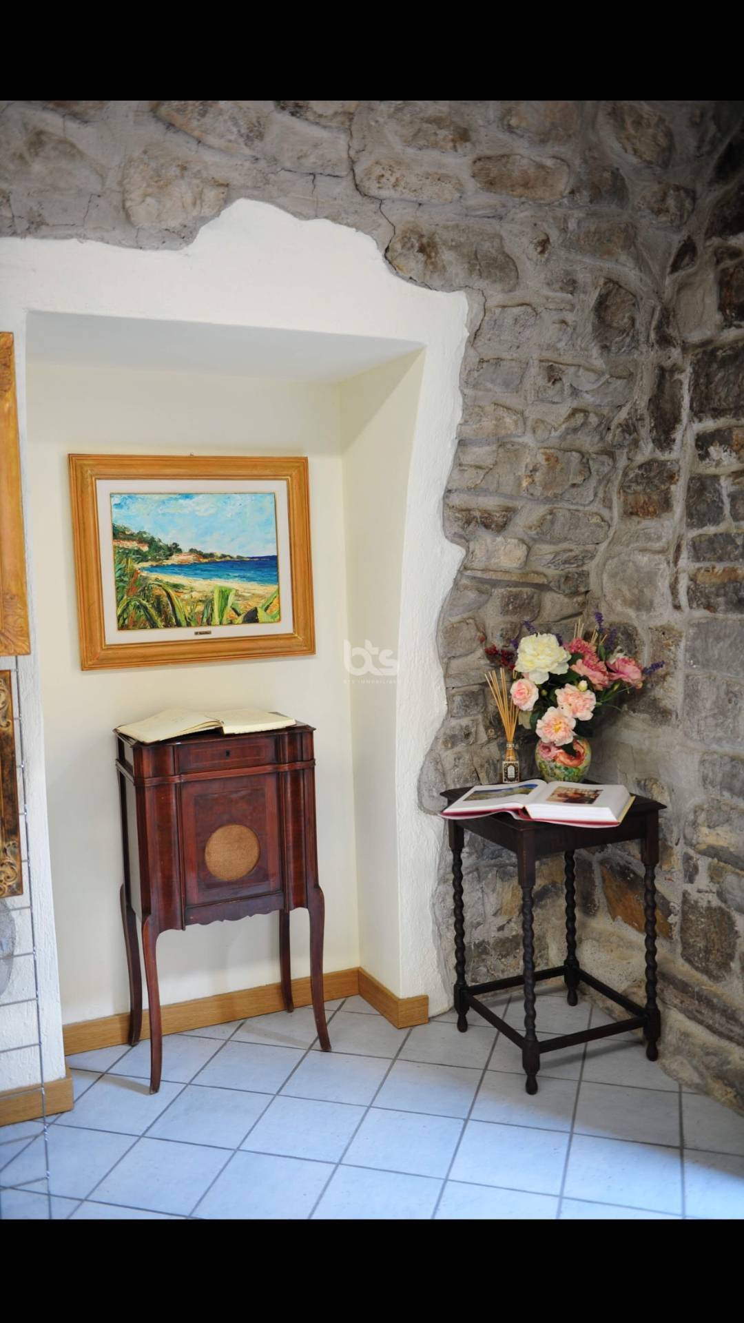 Locale commerciale in vendita a Sarnico