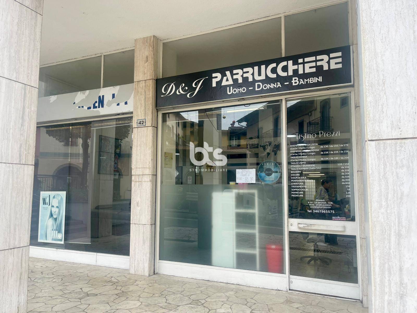 Locale commerciale in affitto a Sarnico