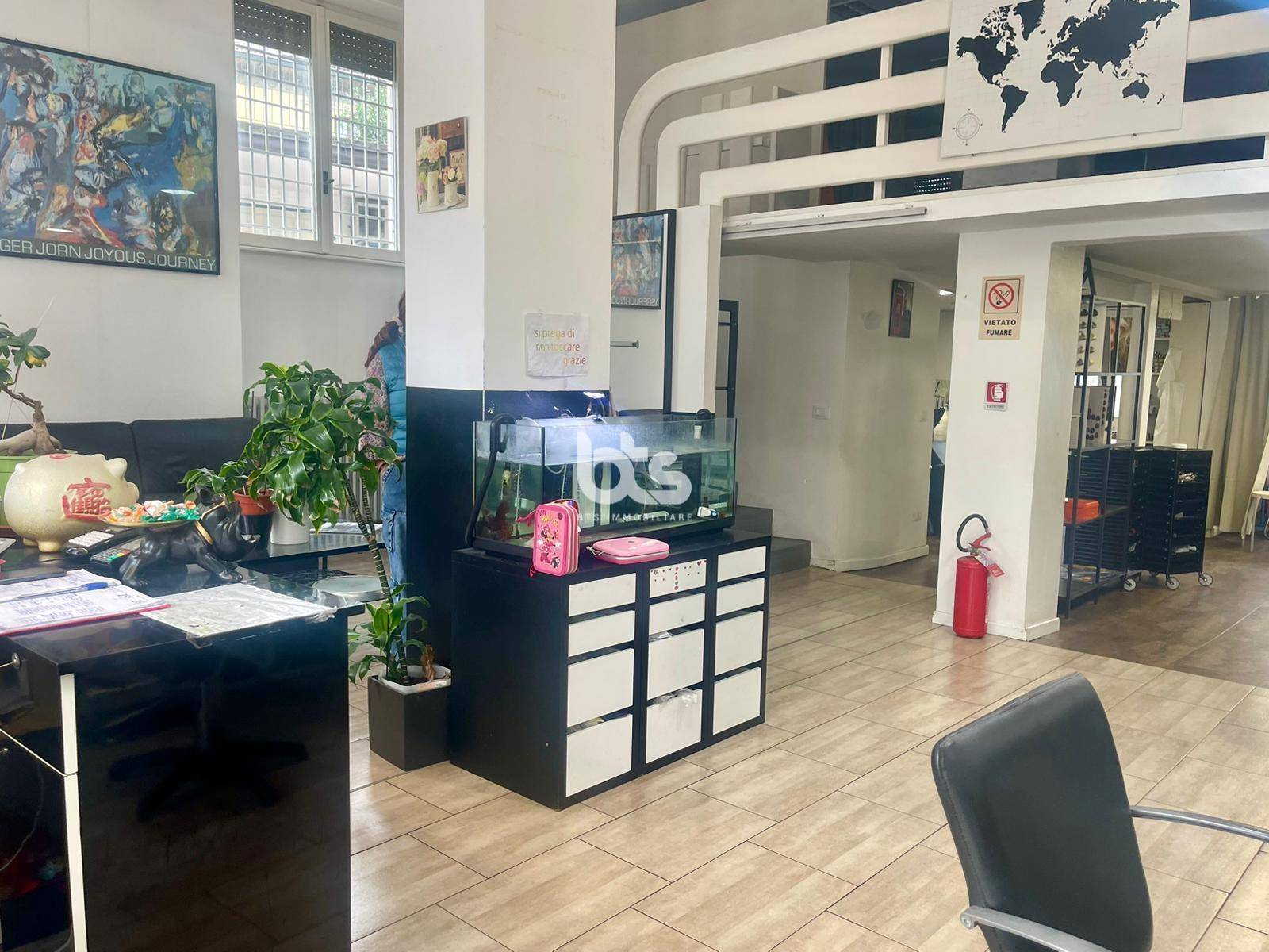 Locale commerciale in affitto a Sarnico