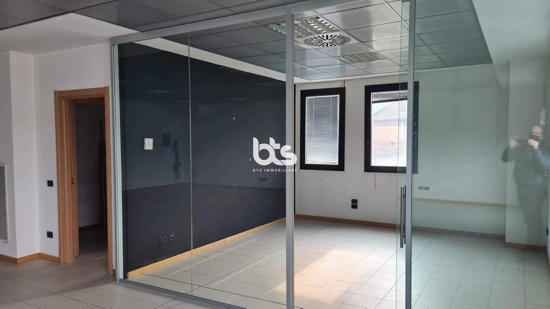 Studio/Ufficio in vendita a Costa Volpino