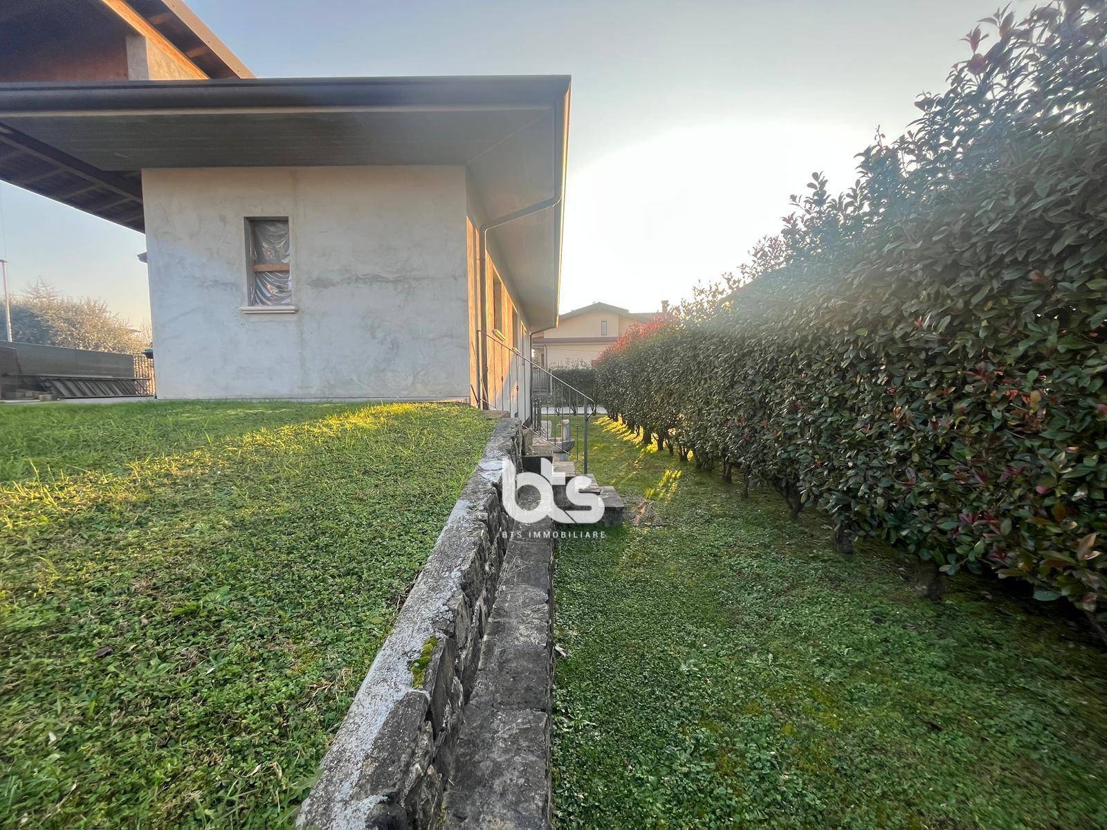 Villa in vendita a Castelli Calepio