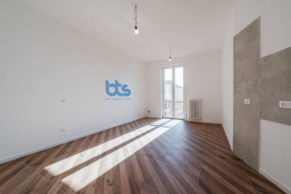 Appartamento in vendita a Bergamo, Centrale