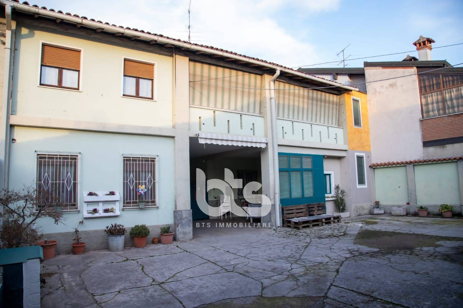 Casa di Corte in vendita a Flero