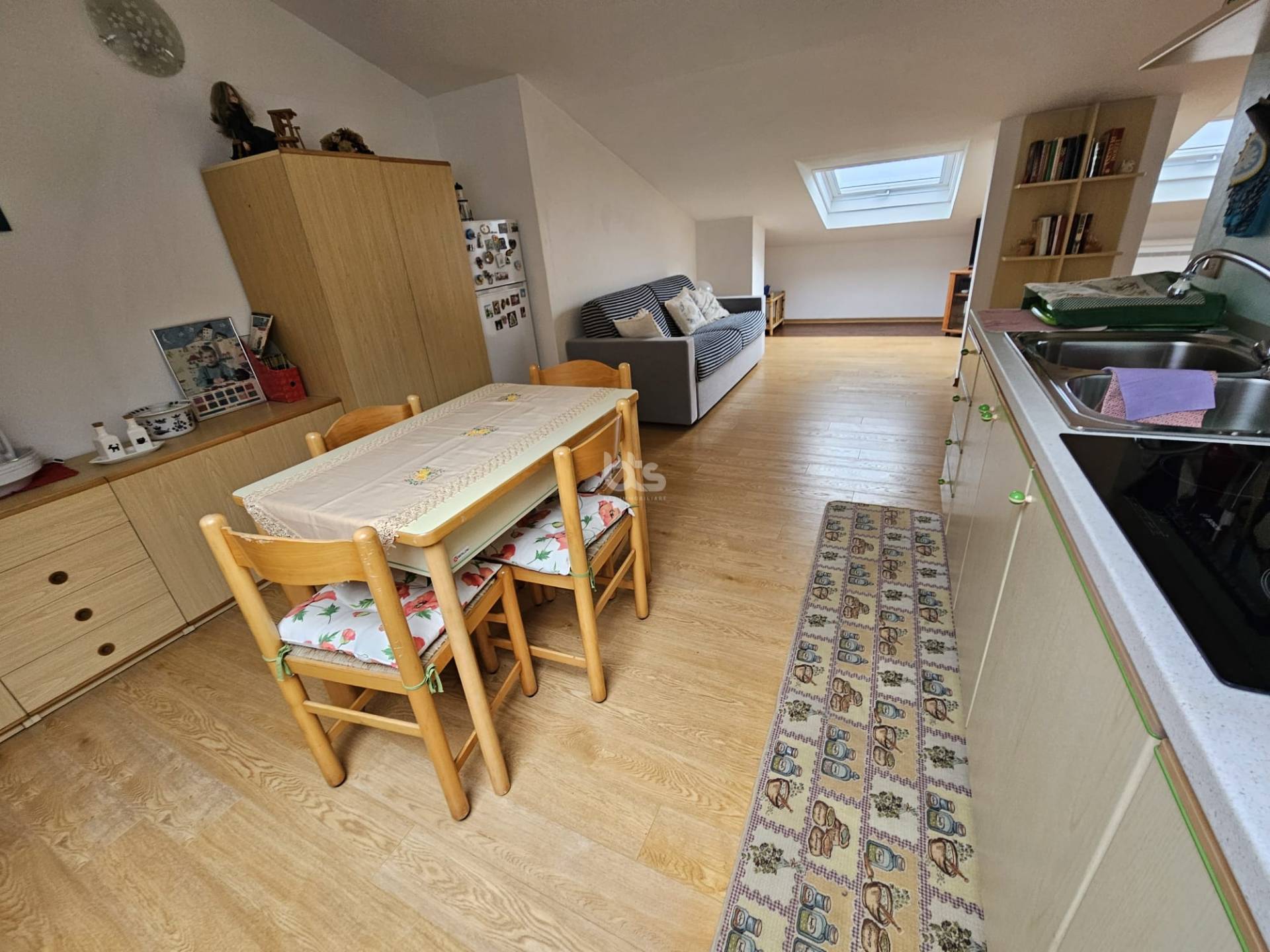 Appartamento in vendita a Riva di Solto