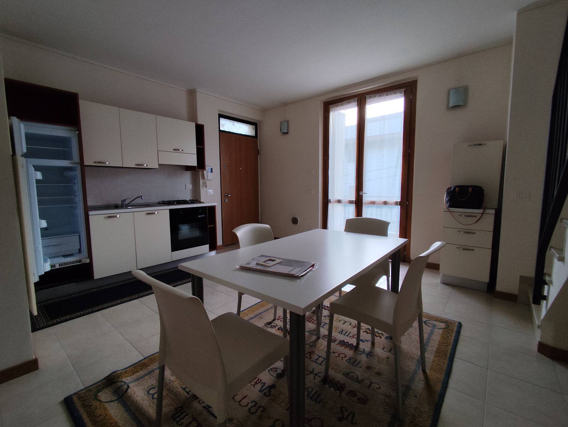 Appartamento in affitto a Rovato