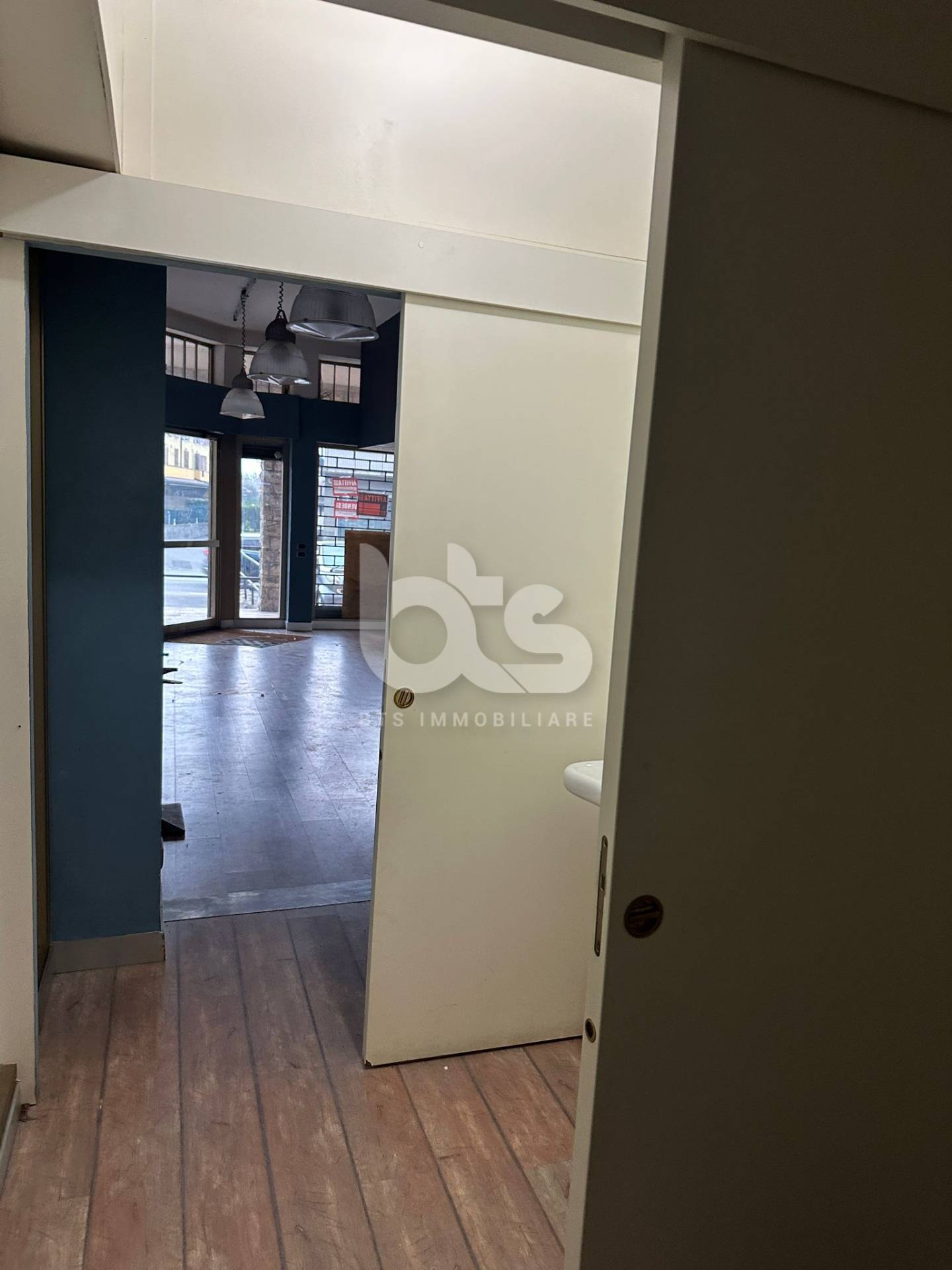 Locale commerciale in vendita a Castelli Calepio, Calepio