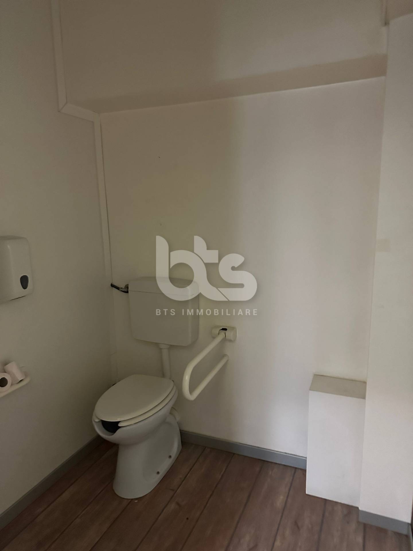 Locale commerciale in vendita a Castelli Calepio, Calepio