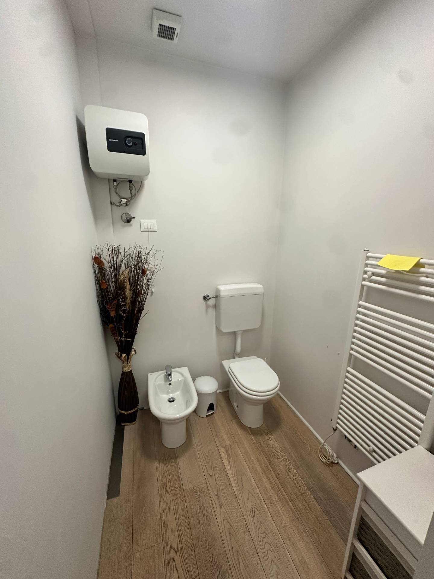 Locale commerciale in vendita a Adro, Torbiato