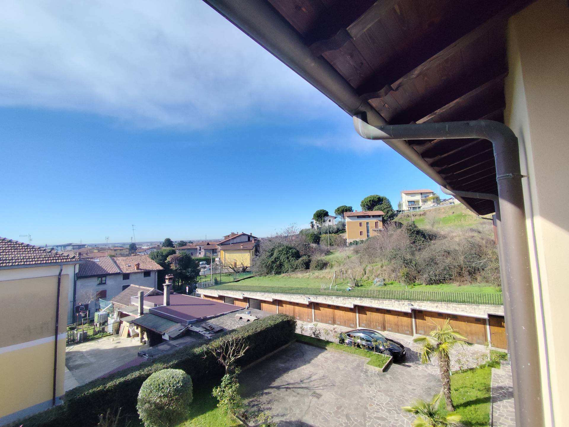 Appartamento in affitto a Castelli Calepio, Tagliuno