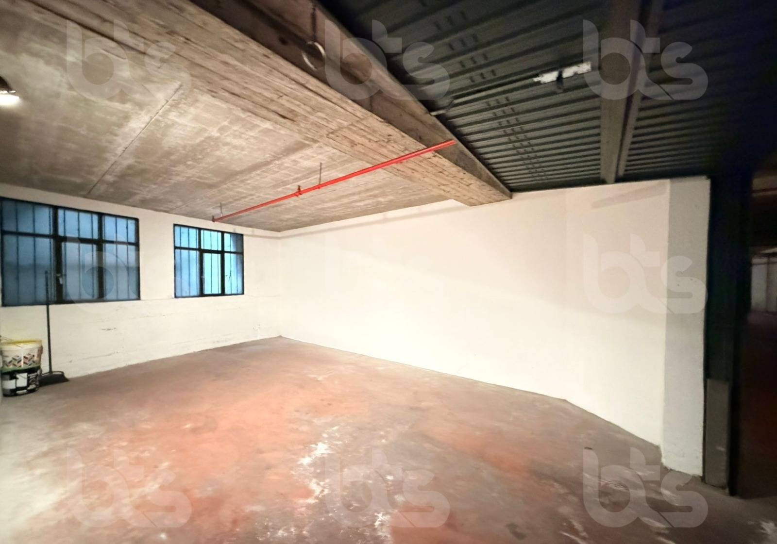 Box o garage in vendita a Sarnico