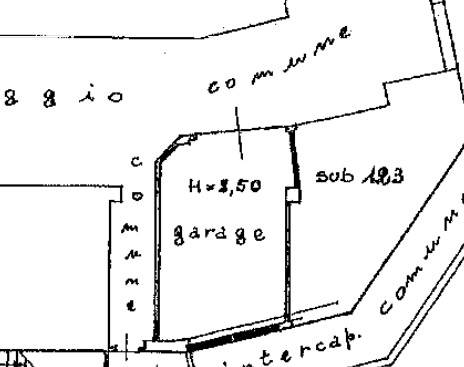 Box o garage in vendita a Sarnico