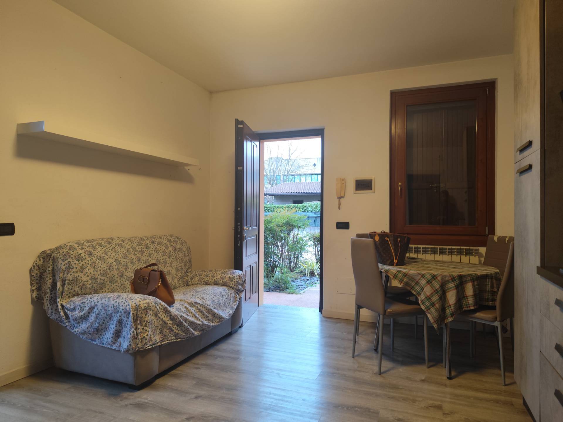 Appartamento in affitto a Credaro
