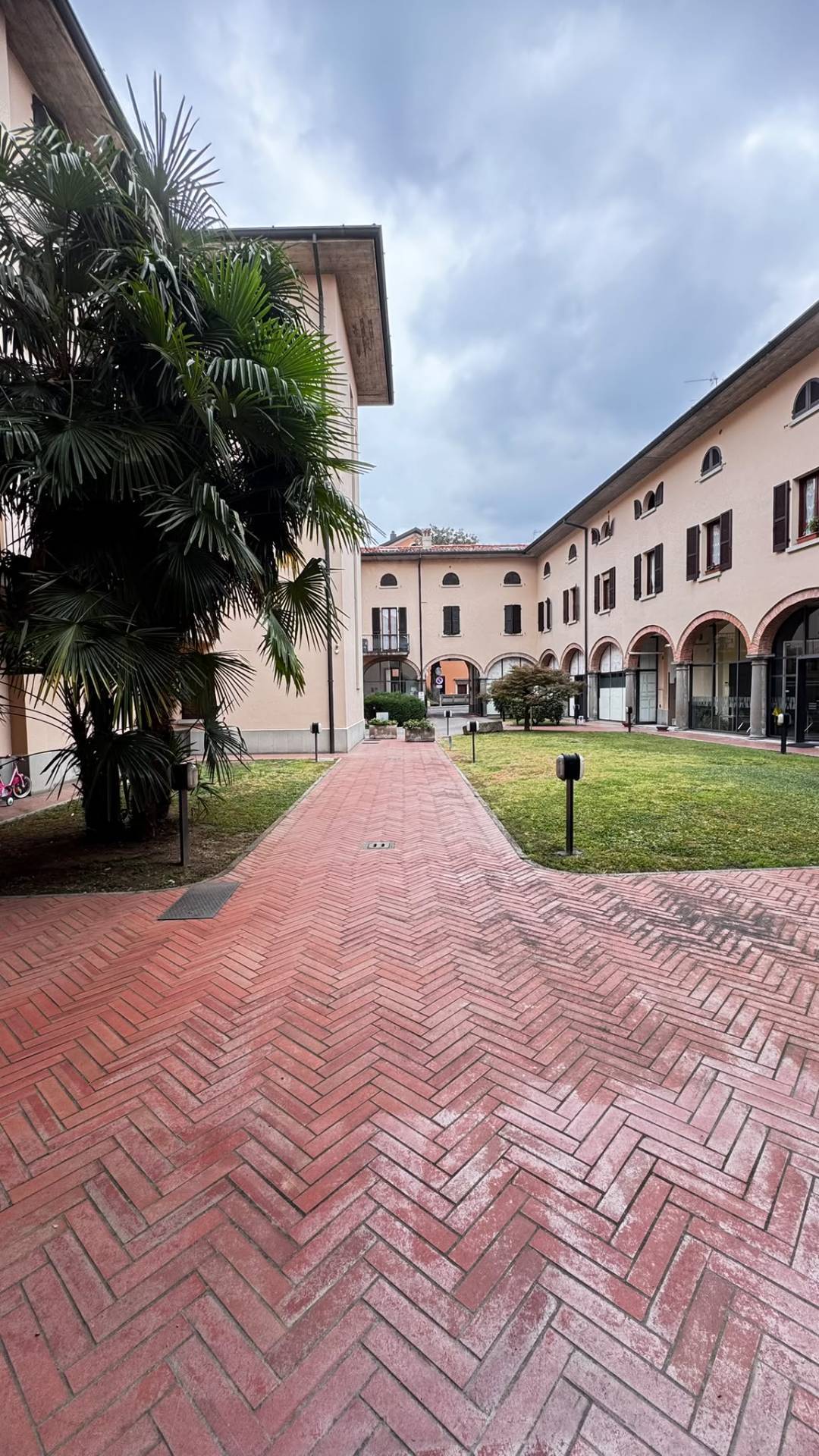 Studio/Ufficio in affitto a Palazzolo sull'Oglio