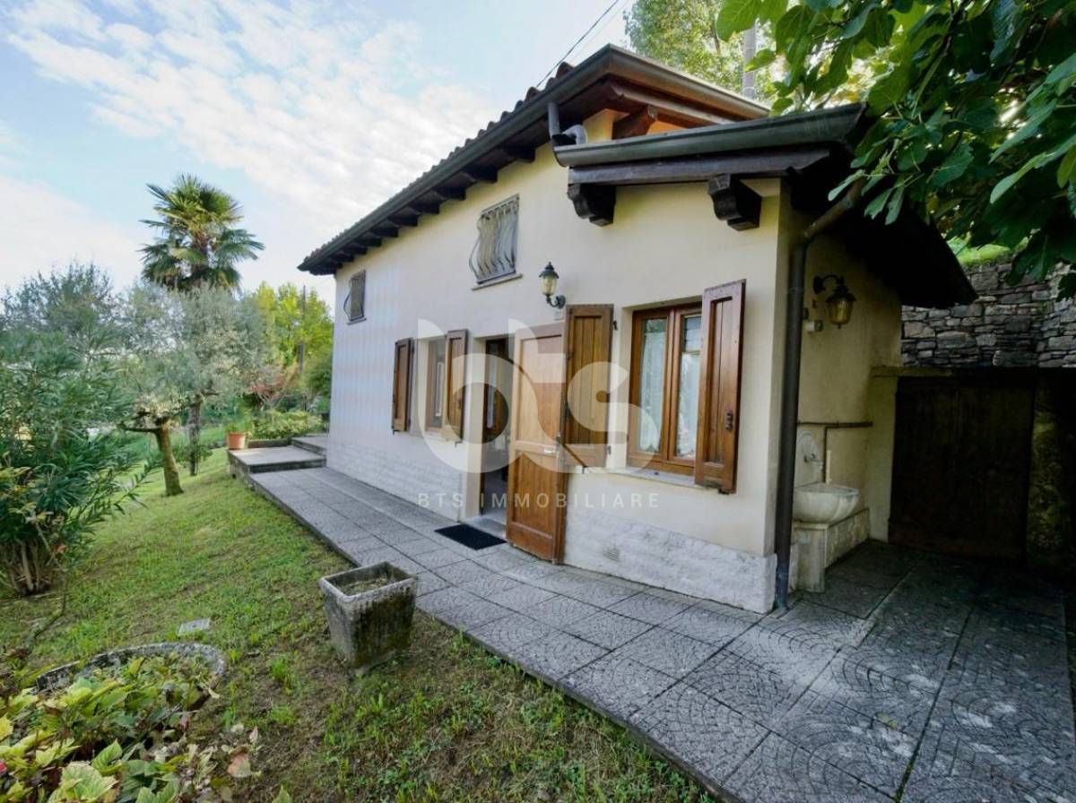 Casa singola in vendita a Gandosso