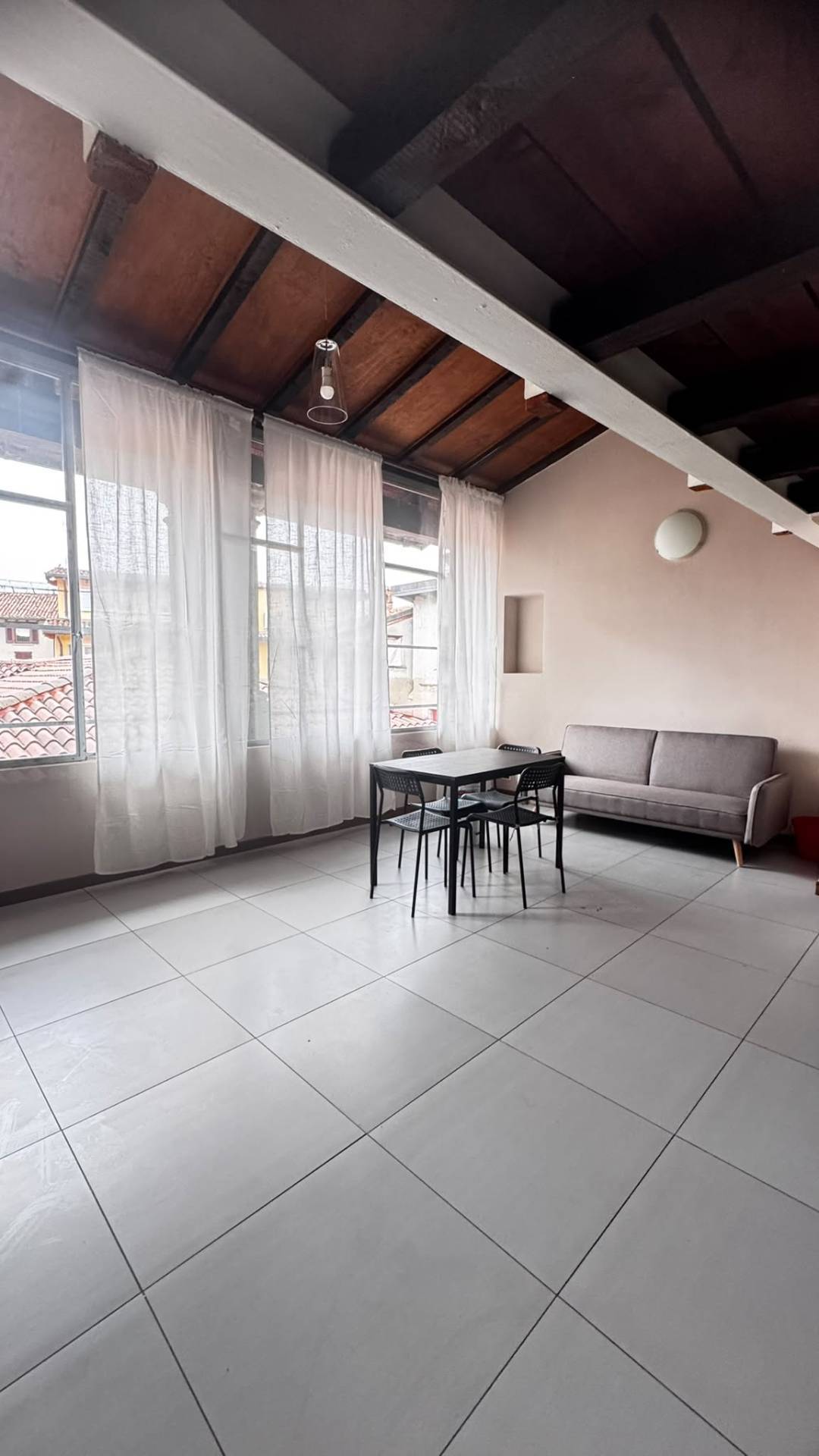 Appartamento in affitto a Iseo