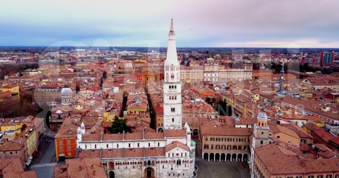 Quadrilocale da ristrutturare a Modena