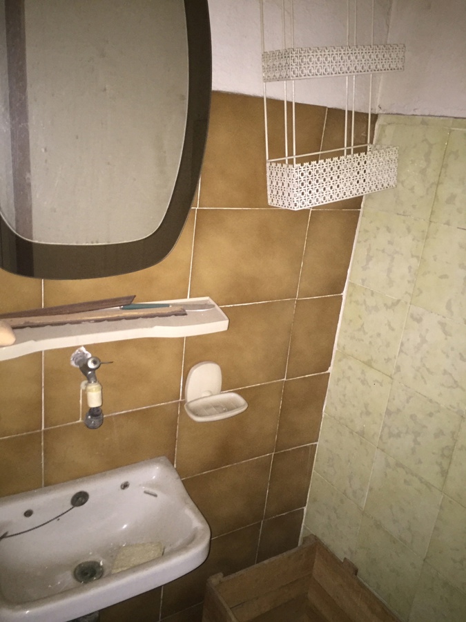 Negozio in affitto a Modena