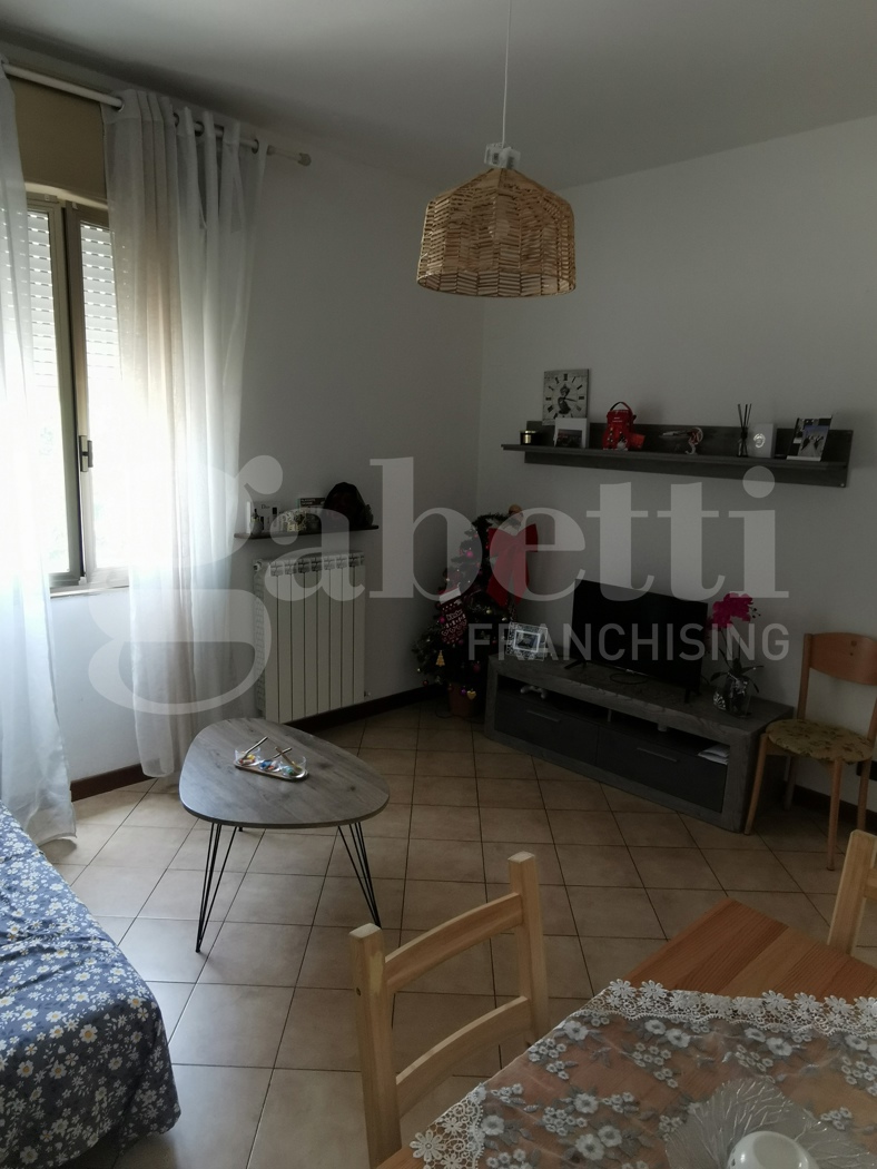Trilocale con box a Modena