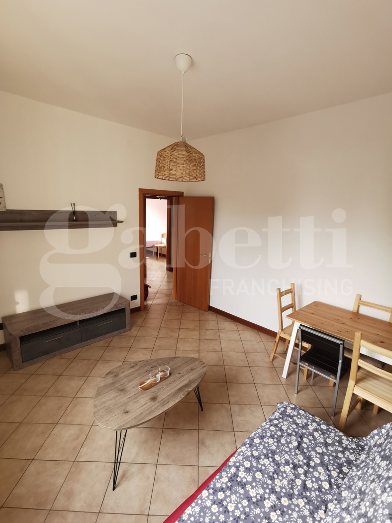 Trilocale con box a Modena