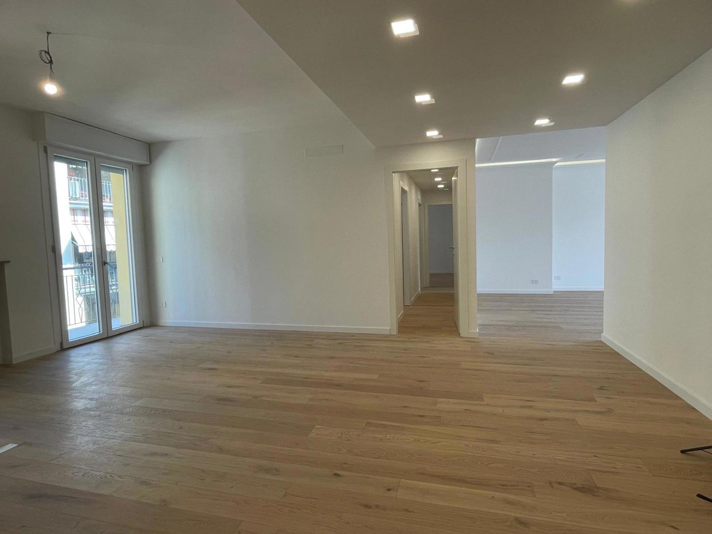 Quadrilocale con box a Modena