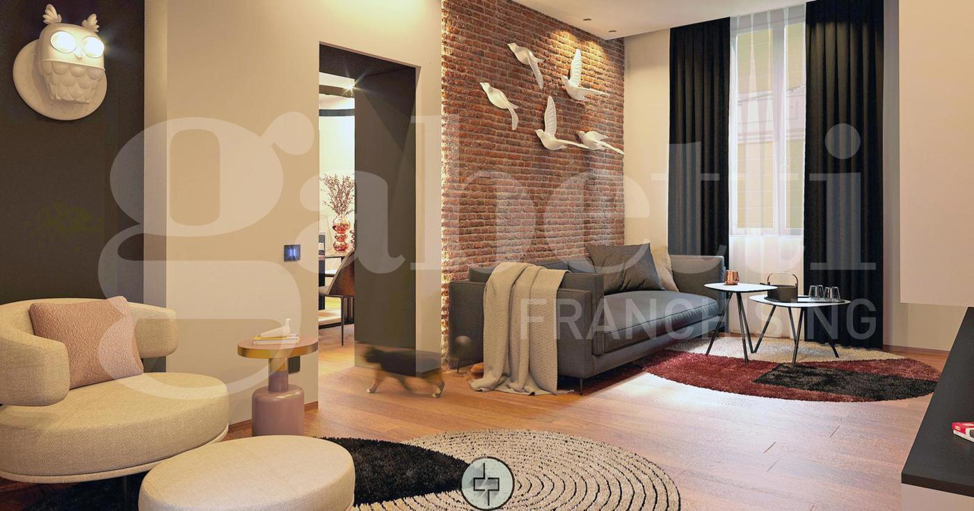 Quadrilocale con box a Modena