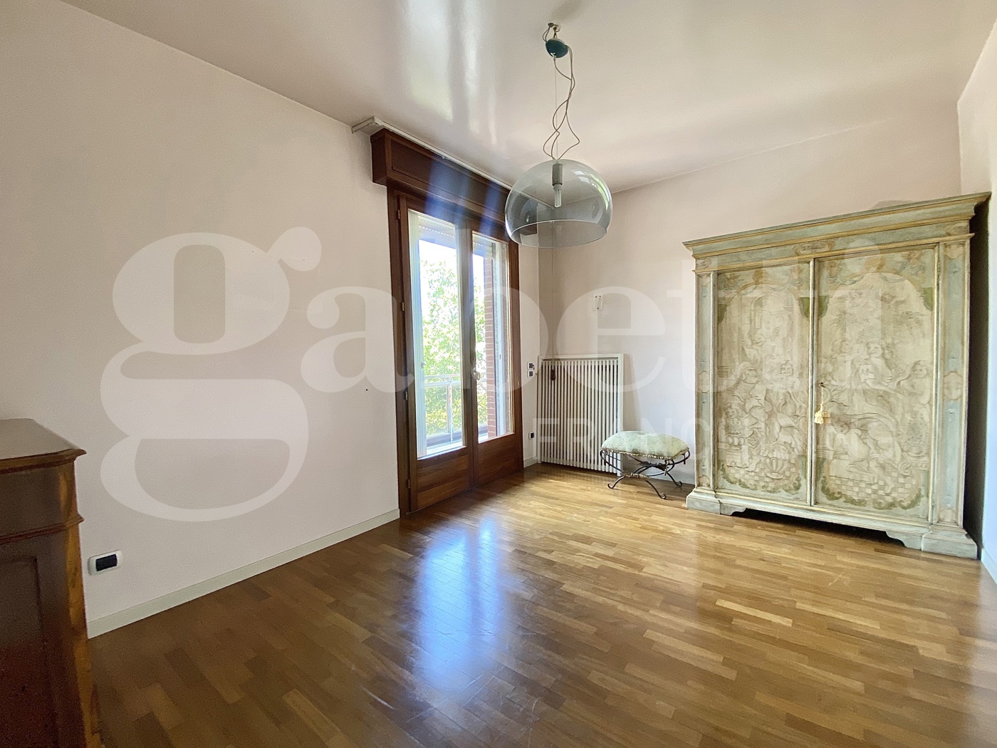 Attico ristrutturato a Modena